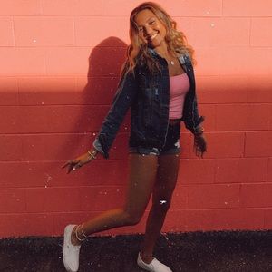 Meet your Posher, Emma